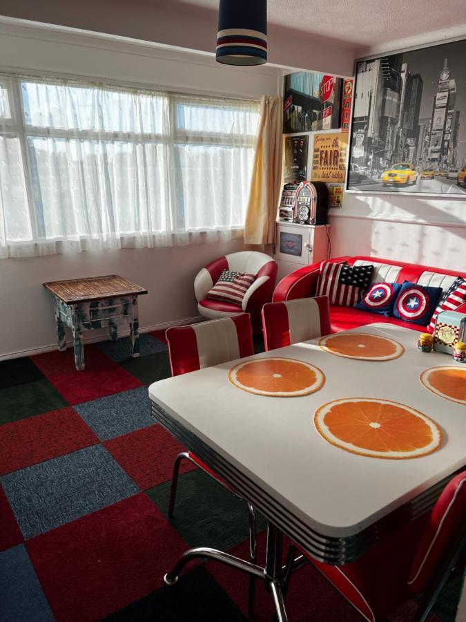 American Retro Chalet เฮมสบี ภายนอก รูปภาพ